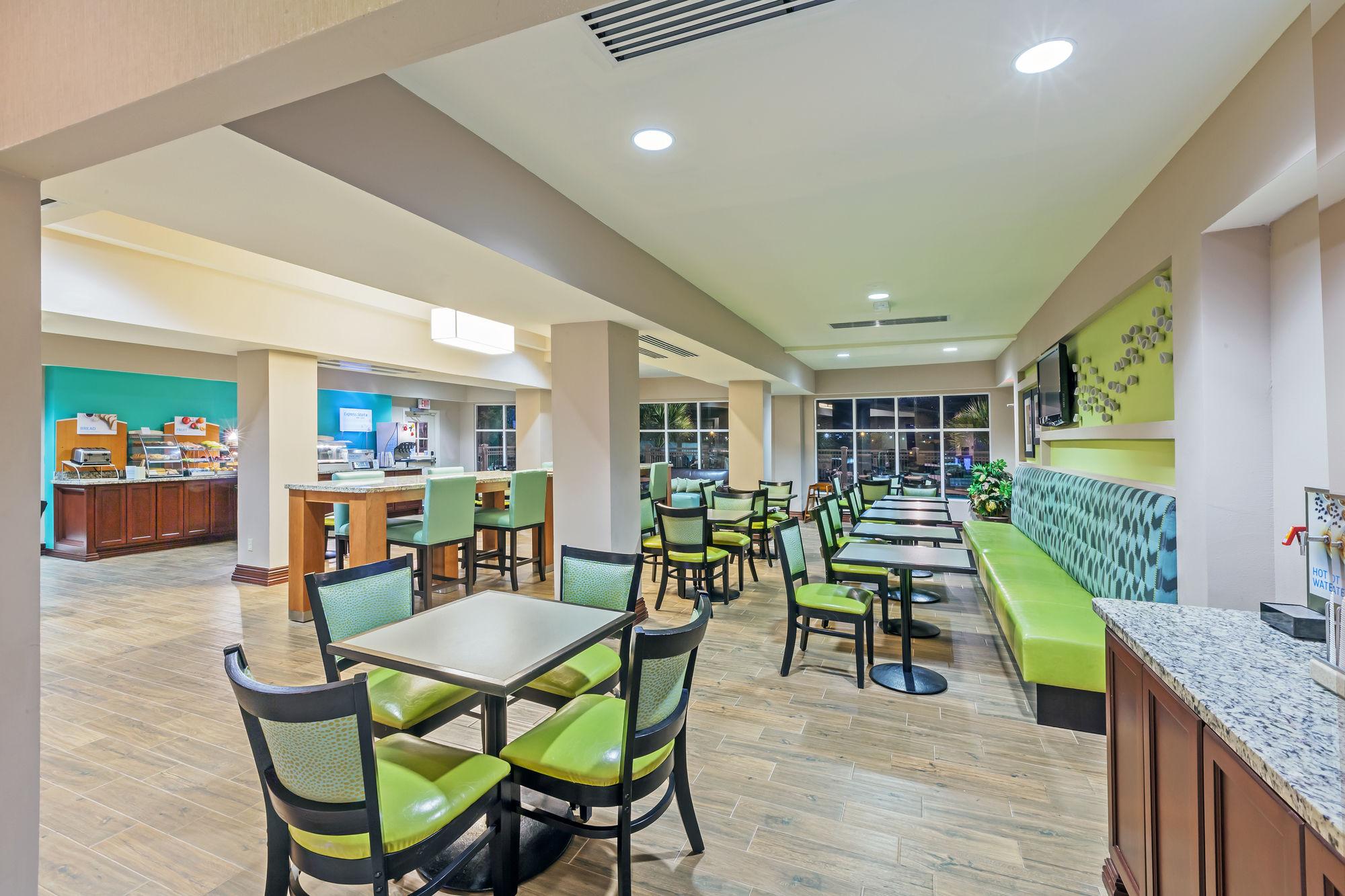 Holiday Inn Express Hotel & Suites Eagle Pass By Ihg Buitenkant foto