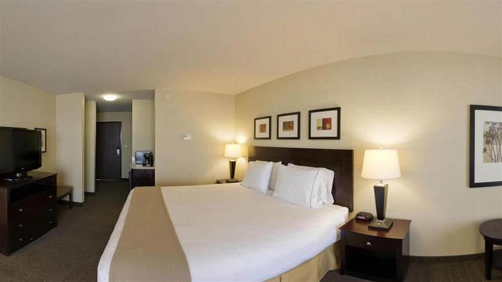 Holiday Inn Express Hotel & Suites Eagle Pass By Ihg Buitenkant foto