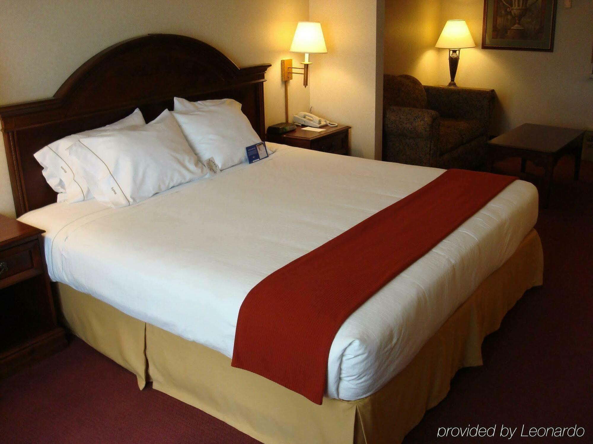Holiday Inn Express Hotel & Suites Eagle Pass By Ihg Buitenkant foto